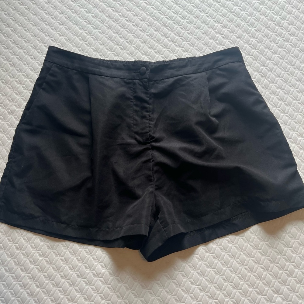 SHEIN Black High Waist Women's Shorts